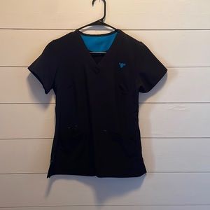 Med Couture black scrub set